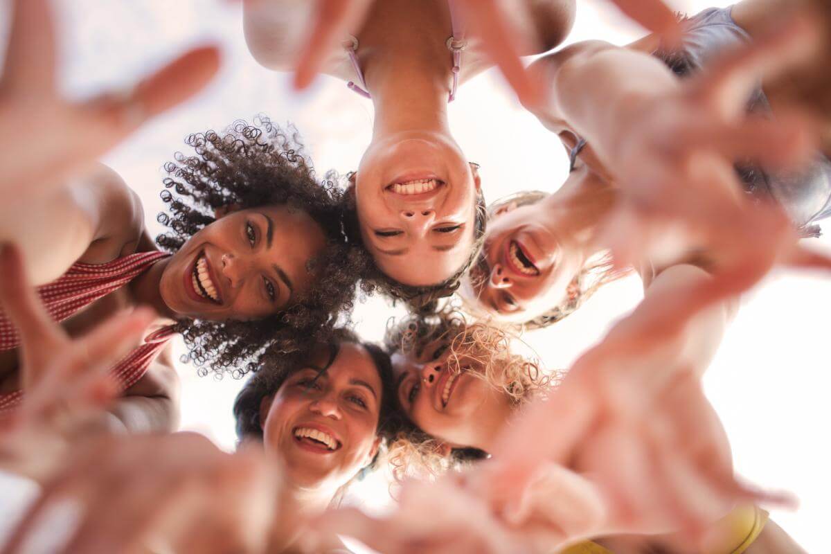 3 Benefits of Group Therapy Activities